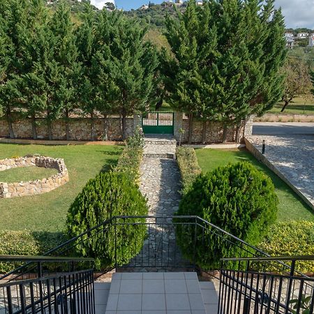 Vista Verde Studios & Apartments Свороната Экстерьер фото