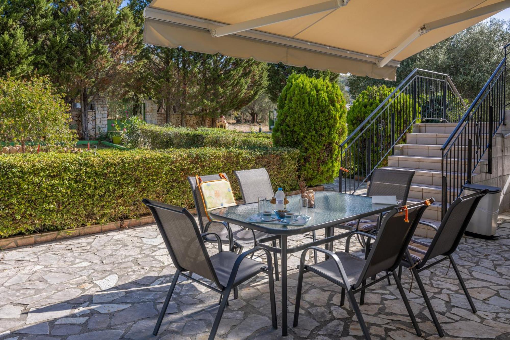 Vista Verde Studios & Apartments Свороната Экстерьер фото