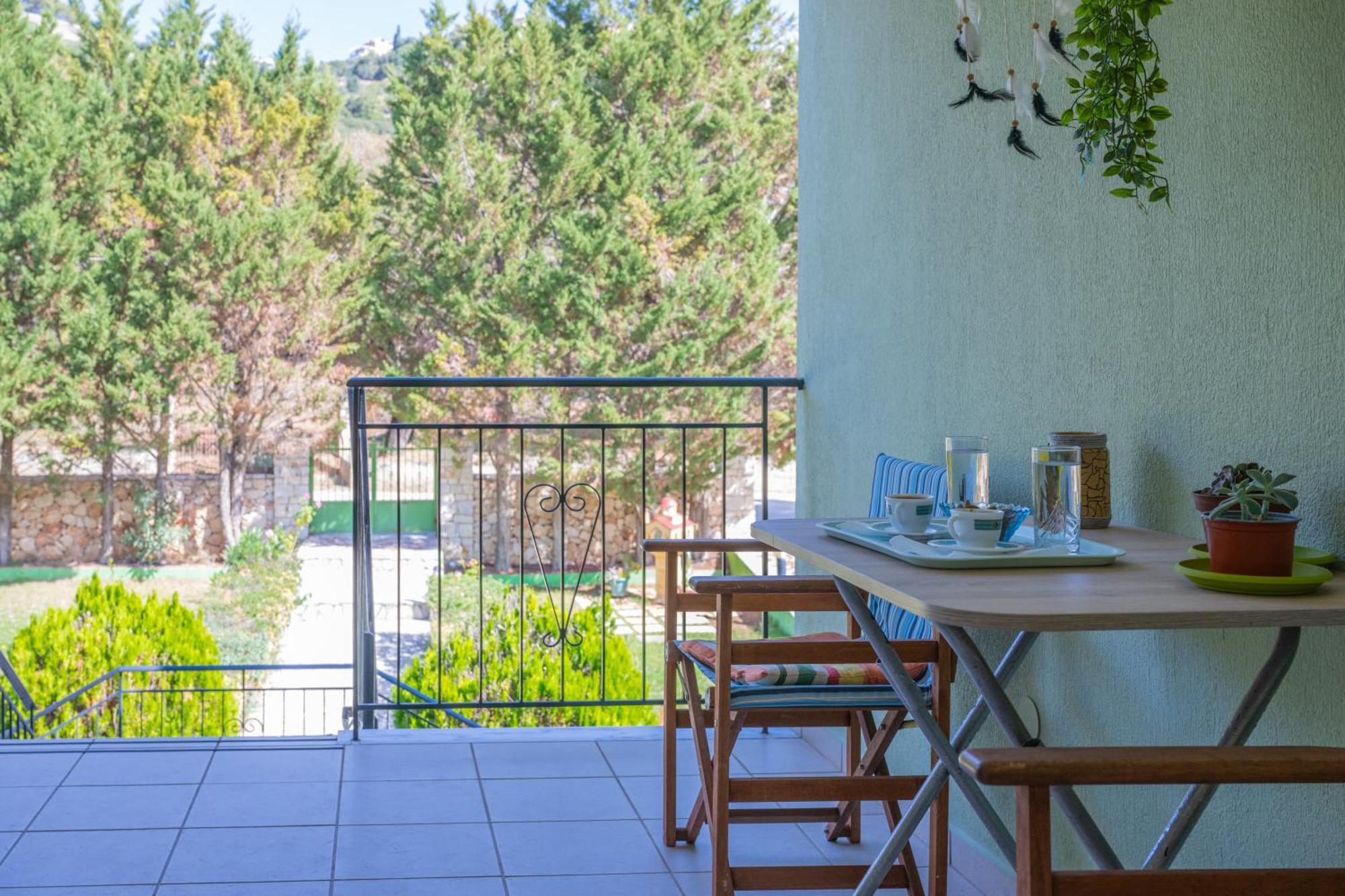 Vista Verde Studios & Apartments Свороната Экстерьер фото