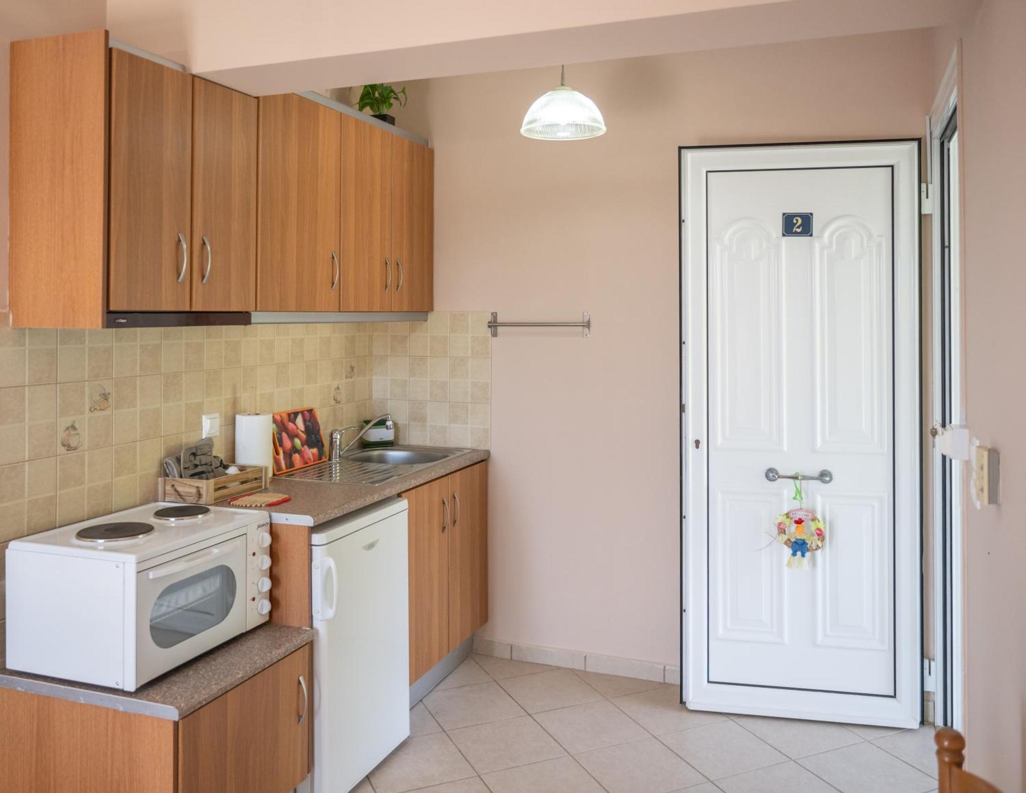 Vista Verde Studios & Apartments Свороната Экстерьер фото