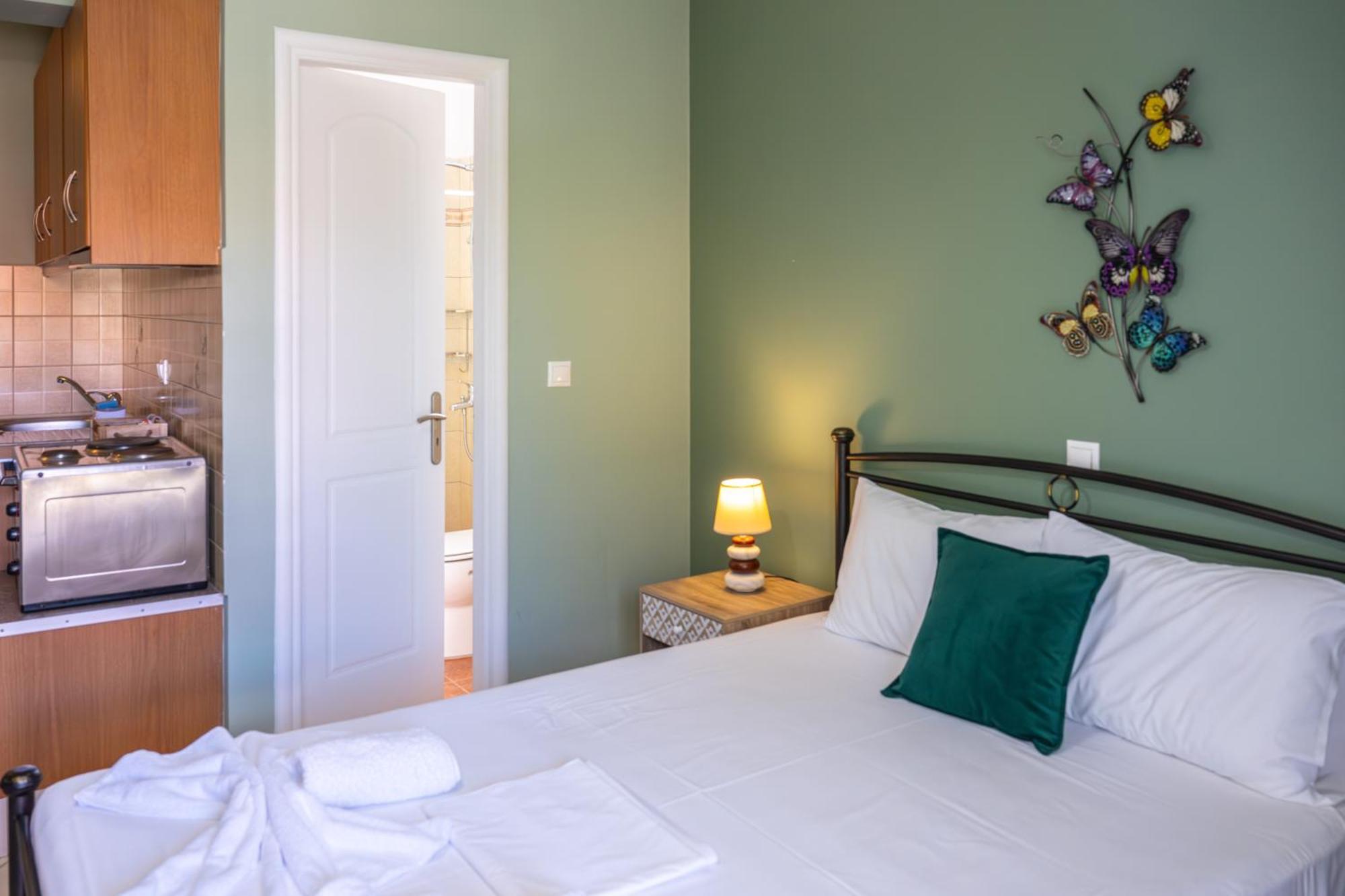 Vista Verde Studios & Apartments Свороната Экстерьер фото